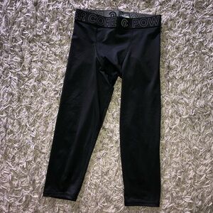 Champion Power Core Capris, Size M (8-10), New Without Tags